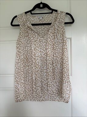 White Leopard Print Sleeveless V-Neck Blouse
